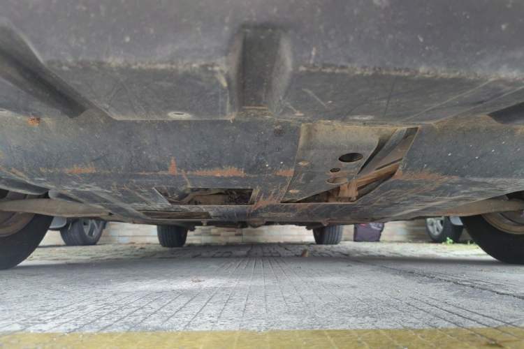 Used Geely Auto Classic Emgrand 2012 Sedan 1.5L Manual Standard Model Chassis Front