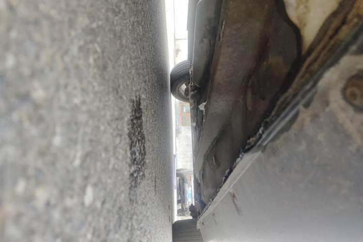 Used Geely Auto Classic Emgrand 2012 Sedan 1.5L Manual Comfort Model Chassis Front Left