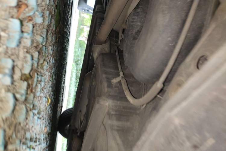 Used Geely Auto Classic Emgrand 2012 Sedan 1.5L Manual Standard Model Chassis Rear Right