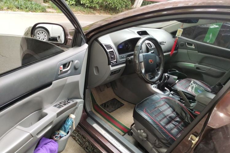 Used Geely Auto Classic Emgrand 2012 Sedan 1.5L Manual Standard Model Driver Seat