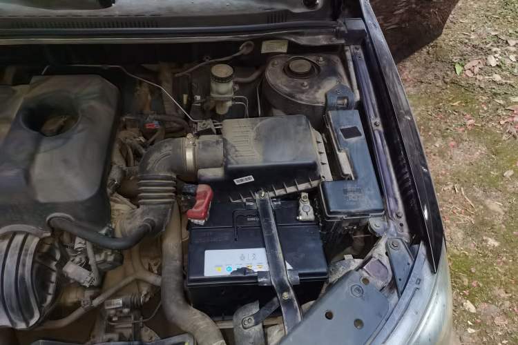 Used Geely Auto Classic Emgrand 2012 Sedan 1.5L Manual Chao Yue Huimin Model Engine Bay Left