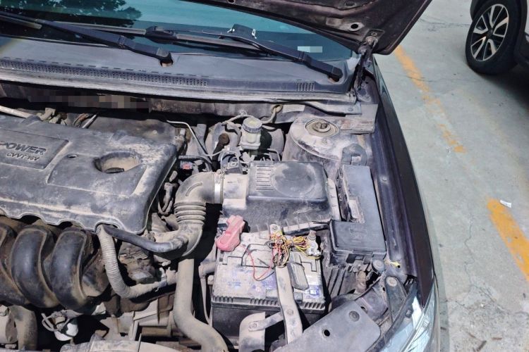 Used Geely Auto Classic Emgrand 2012 Hatchback 1.8L CVT Comfort Model Engine Bay Left