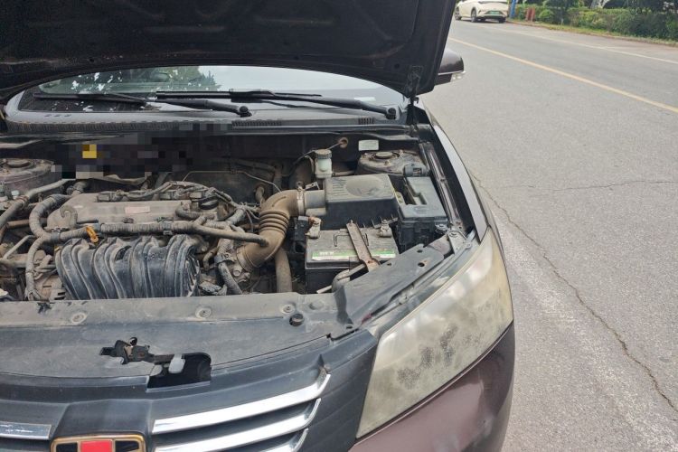 Used Geely Auto Classic Emgrand 2012 Sedan 1.5L Manual Chao Yue Huimin Model Engine Bay Left