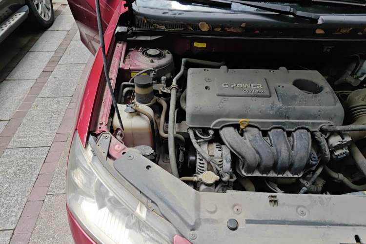 Used Geely Auto Classic Emgrand 2012 Hatchback 1.5L Manual Chao Yue Model Engine Bay Right