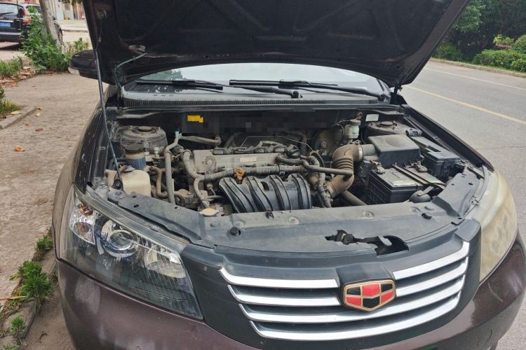 Used Geely Auto Classic Emgrand 2012 Sedan 1.5L Manual Chao Yue Huimin Model Engine Bay Right