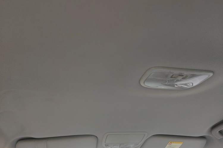 Used Geely Auto Classic Emgrand 2012 Sedan 1.5L Manual Comfort Model Headliner