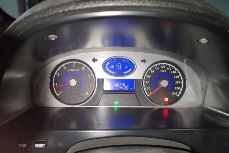 Used Geely Auto Classic Emgrand 2012 Sedan 1.8L Manual Comfort Model Instrument Cluster