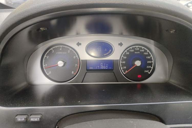 Used Geely Auto Classic Emgrand 2012 Sedan 1.5L Manual Comfort Model Instrument Cluster
