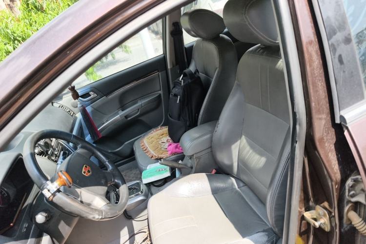 Used Geely Auto Classic Emgrand 2012 Hatchback 1.8L CVT Luxury Model Left Front Seat