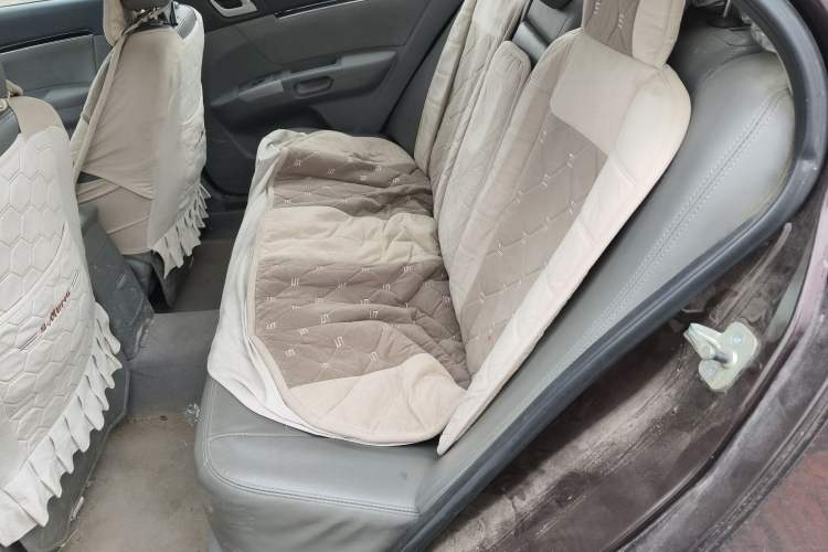 Used Geely Auto Classic Emgrand 2012 Sedan 1.8L Manual Comfort Model Left Rear Seat
