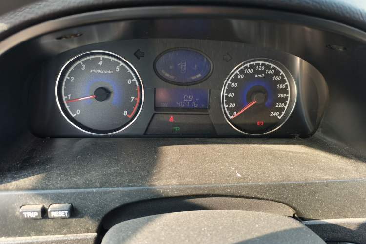 Used Geely Auto Classic Emgrand 2012 Sedan 1.5L Manual Comfort Model Odometer Close Up