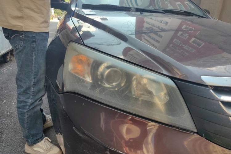 Used Geely Auto Classic Emgrand 2012 Sedan 1.5L Manual Comfort Model Right Front Headlight