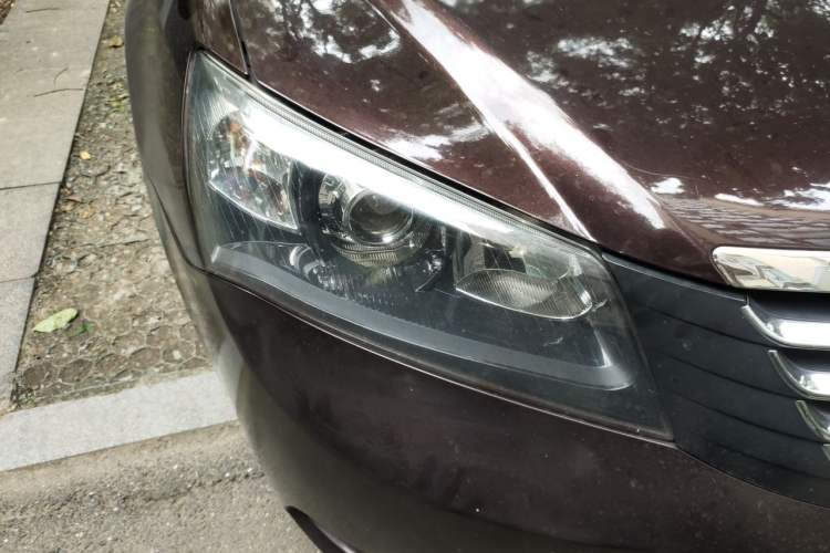 Used Geely Auto Classic Emgrand 2012 Sedan 1.5L Manual Standard Model Right Front Headlight