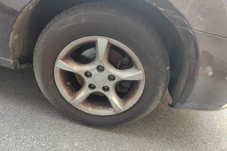 Used Geely Auto Classic Emgrand 2012 Sedan 1.5L Manual Comfort Model Right Front Wheel Hub
