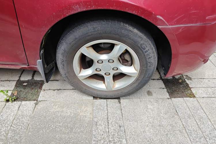 Used Geely Auto Classic Emgrand 2012 Hatchback 1.5L Manual Chao Yue Model Right Front Wheel Hub