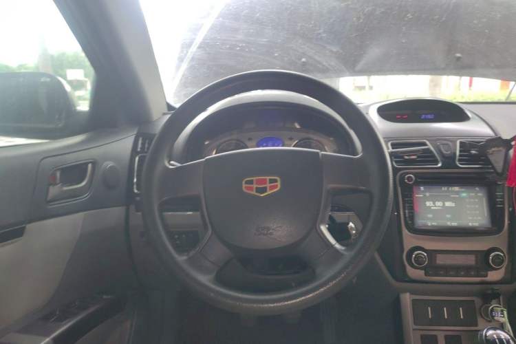 Used Geely Auto Classic Emgrand 2012 Sedan 1.5L Manual Standard Model Steering Wheel