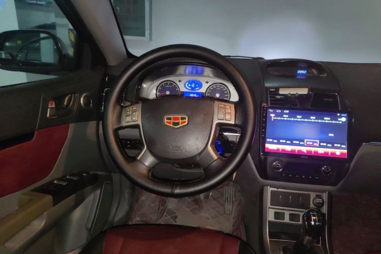 Used Geely Auto Classic Emgrand 2012 Sedan 1.8L Manual Comfort Model Steering Wheel