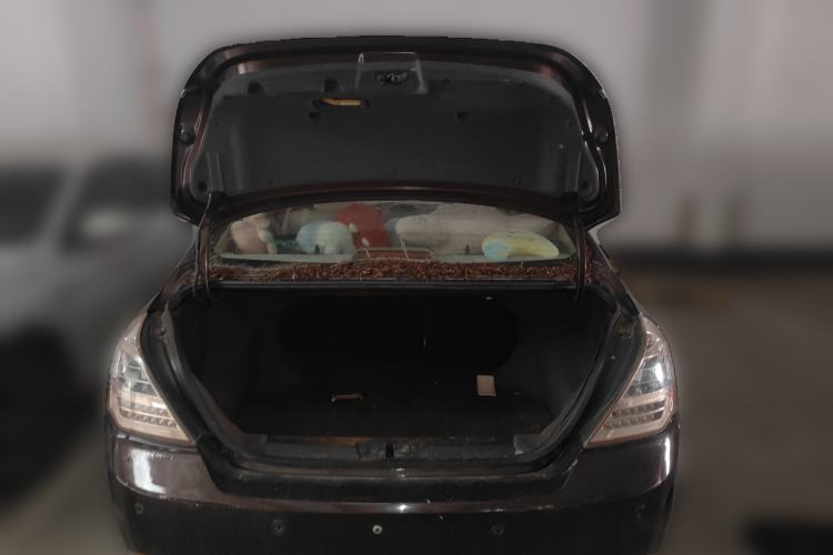 Used Geely Auto Classic Emgrand 2012 Sedan 1.8L Manual Luxury Model Trunk
