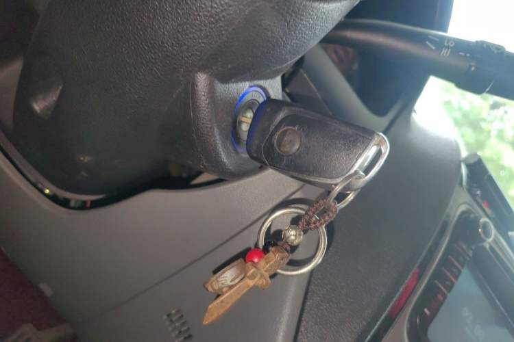 Used Geely Auto Classic Emgrand 2012 Sedan 1.5L Manual Standard Model Vehicle Key