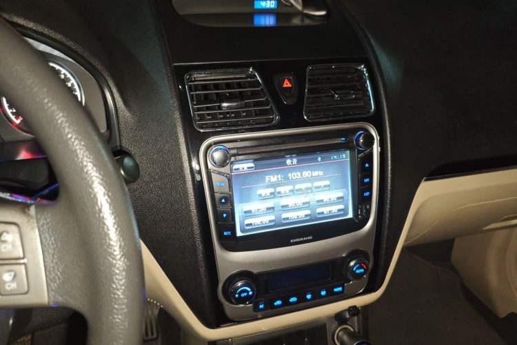 Used Geely Auto Classic Emgrand 2012 Sedan 1.5L Manual Comfort Model Audio And AC Panel