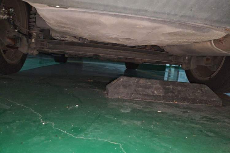 Used Geely Auto Classic Emgrand 2012 Sedan 1.5L Manual Comfort Model Chassis Rear