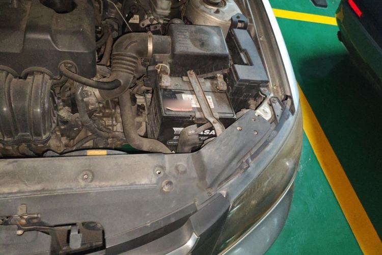 Used Geely Auto Classic Emgrand 2012 Sedan 1.5L Manual Comfort Model Engine Bay Left