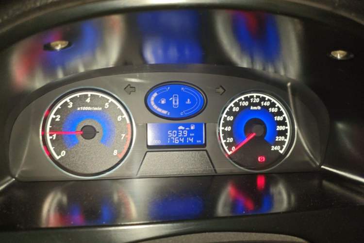 Used Geely Auto Classic Emgrand 2012 Sedan 1.5L Manual Comfort Model Instrument Cluster