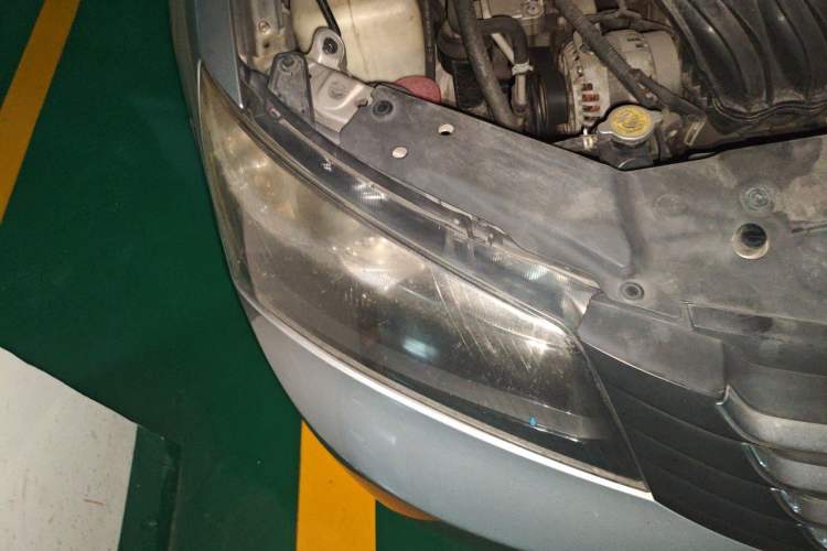 Used Geely Auto Classic Emgrand 2012 Sedan 1.5L Manual Comfort Model Right Front Headlight
