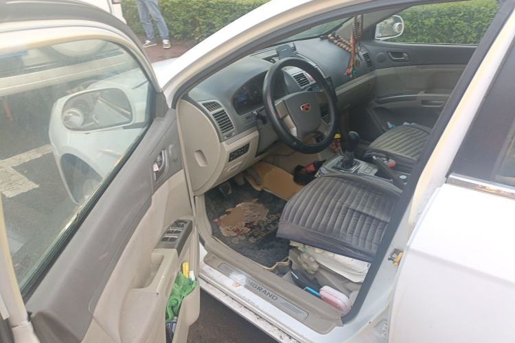 Used Geely Auto Classic Emgrand 2012 Hatchback 1.5L Manual Comfort Model Driver Seat