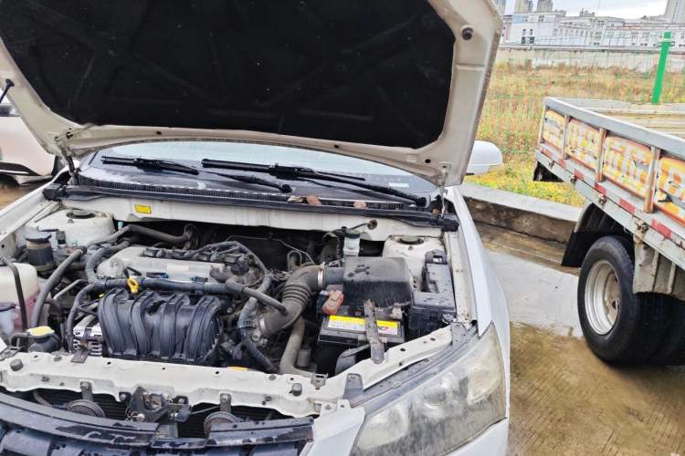 Used Geely Auto Classic Emgrand 2012 Hatchback 1.5L Manual Chao Yue Huimin Model Engine Bay Left