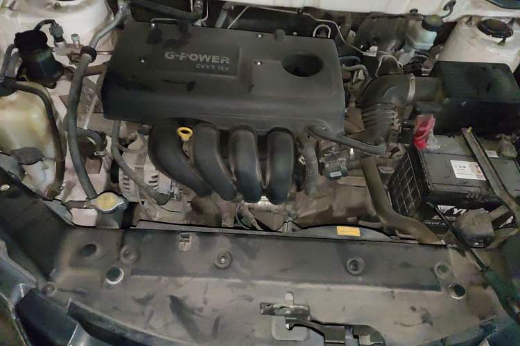 Used Geely Auto Classic Emgrand 2012 Sedan 1.8L CVT Luxury Model Engine Bay