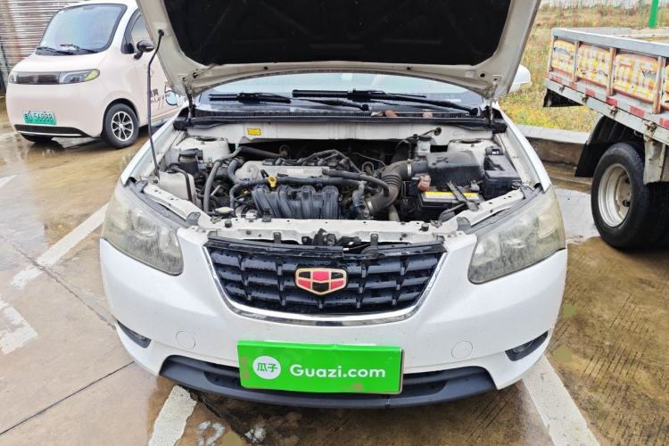 Used Geely Auto Classic Emgrand 2012 Hatchback 1.5L Manual Chao Yue Huimin Model Engine Bay