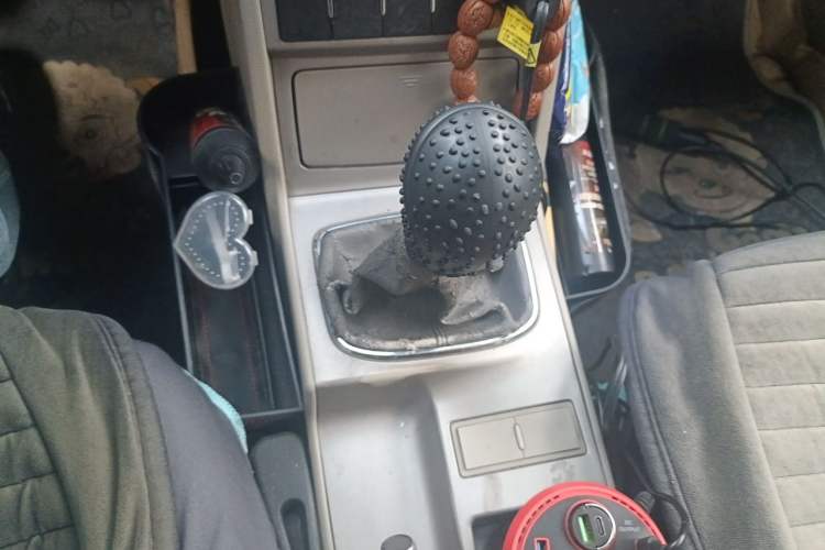 Used Geely Auto Classic Emgrand 2012 Hatchback 1.5L Manual Comfort Model Gear Lever