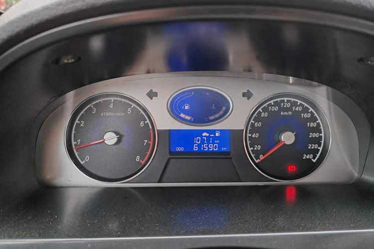 Used Geely Auto Classic Emgrand 2012 Hatchback 1.5L Manual Chao Yue Huimin Model Instrument Cluster