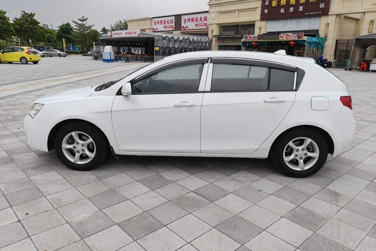 Used Geely Auto Classic Emgrand 2012 Hatchback 1.5L Manual Chao Yue Huimin Model Left Side