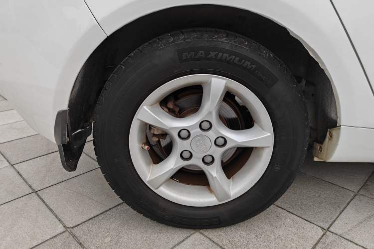 Used Geely Auto Classic Emgrand 2012 Hatchback 1.5L Manual Chao Yue Huimin Model Right Rear Wheel Hub