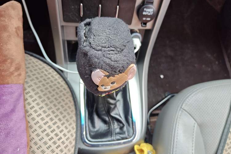Used Geely Auto Classic Emgrand 2012 Sedan 1.5L Manual Chao Yue Huimin Model Gear Lever