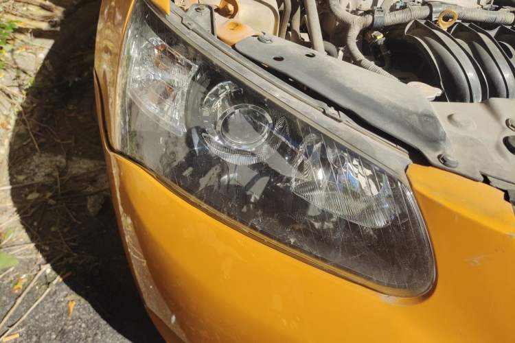 Used Geely Auto Classic Emgrand 2012 Hatchback 1.8L Manual Comfort Edition Right Front Headlight