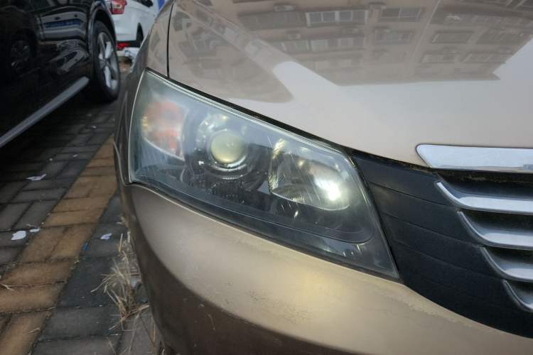 Used Geely Auto Classic Emgrand 2012 Sedan 1.5L Manual Standard Model Right Front Headlight