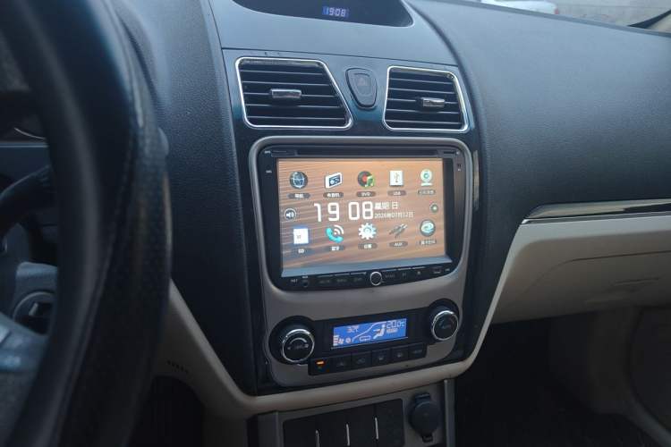 Used Geely Auto Classic Emgrand 2013 Sedan 1.5L Manual Elite Model Audio And AC Panel