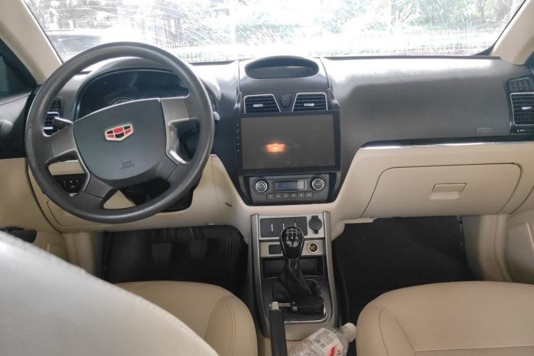 Used Geely Auto Classic Emgrand 2013 Sedan 1.5L Manual Elite Model Center Console