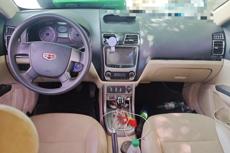 Used Geely Auto Classic Emgrand 2013 Sedan 1.5L Manual Elite Model Center Console