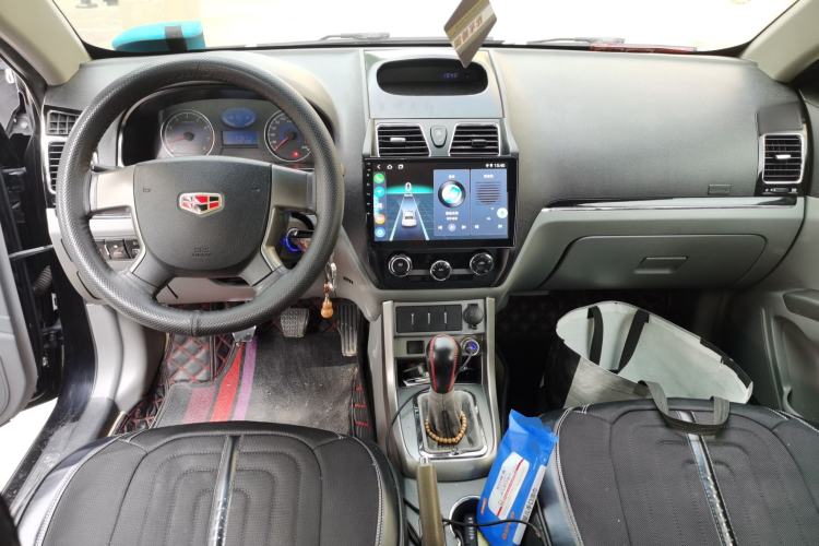 Used Geely Auto Classic Emgrand 2013 Sedan 1.5L Manual Entry-Level Model Center Console