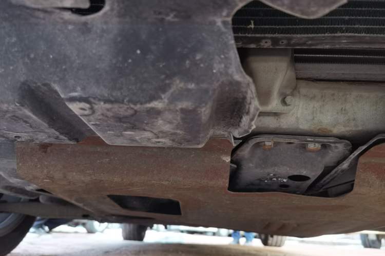 Used Geely Auto Classic Emgrand 2013 Sedan 1.8L CVT Elite Model Chassis Front