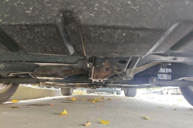 Used Geely Auto Classic Emgrand 2013 Sedan 1.5L Manual Elite Model Chassis Front