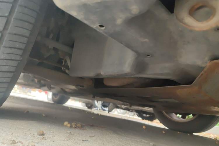 Used Geely Auto Classic Emgrand 2013 Sedan 1.5L Manual Elite Model Chassis Front