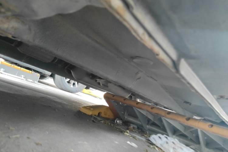 Used Geely Auto Classic Emgrand 2013 Sedan 1.5L Manual Elite Model Chassis Front Left