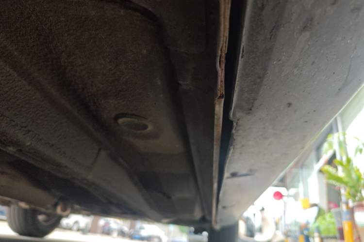 Used Geely Auto Classic Emgrand 2013 Sedan 1.5L Manual Entry-Level Model Chassis Front Left