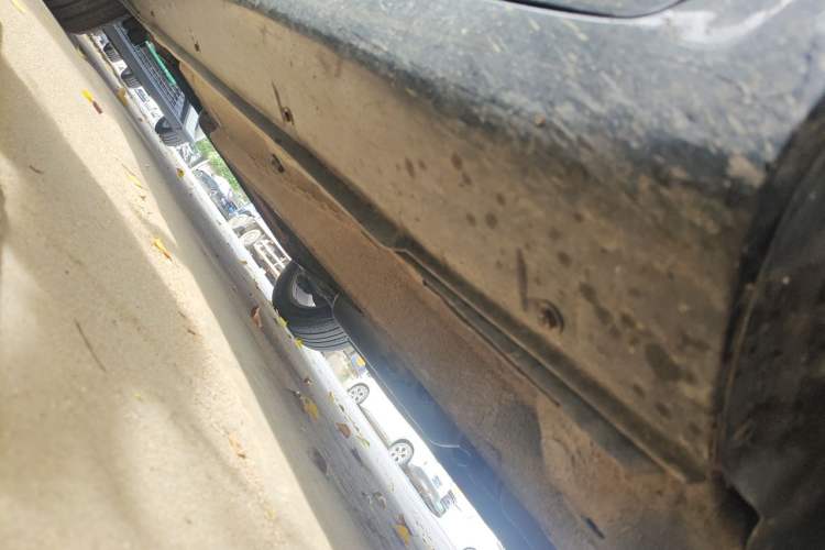 Used Geely Auto Classic Emgrand 2013 Sedan 1.5L Manual Elite Model Chassis Front Right