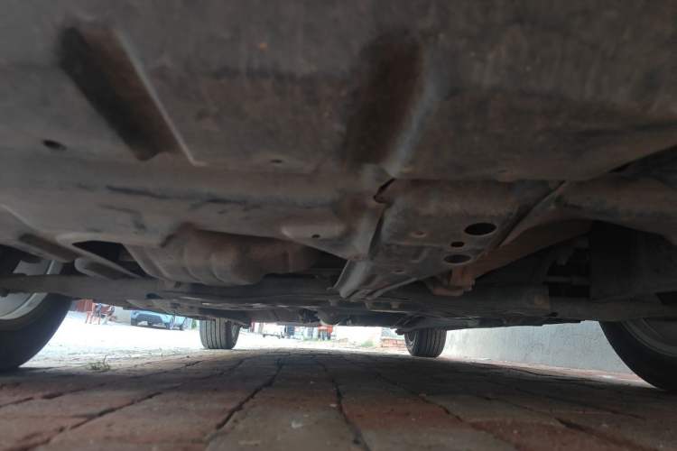 Used Geely Auto Classic Emgrand 2013 Sedan 1.5L Manual Elite Model Chassis Front